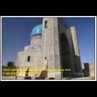16918 16097 Moschee Bibi Chani Samarkand Usbekistan 2010.JPG